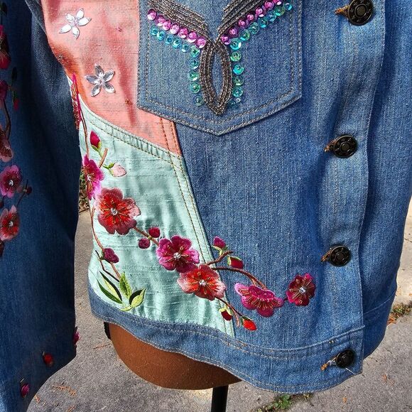 Berek Collection Jean Jacket Vintage Embroidered and Beaded Denim Size M - Picture 7 of 10